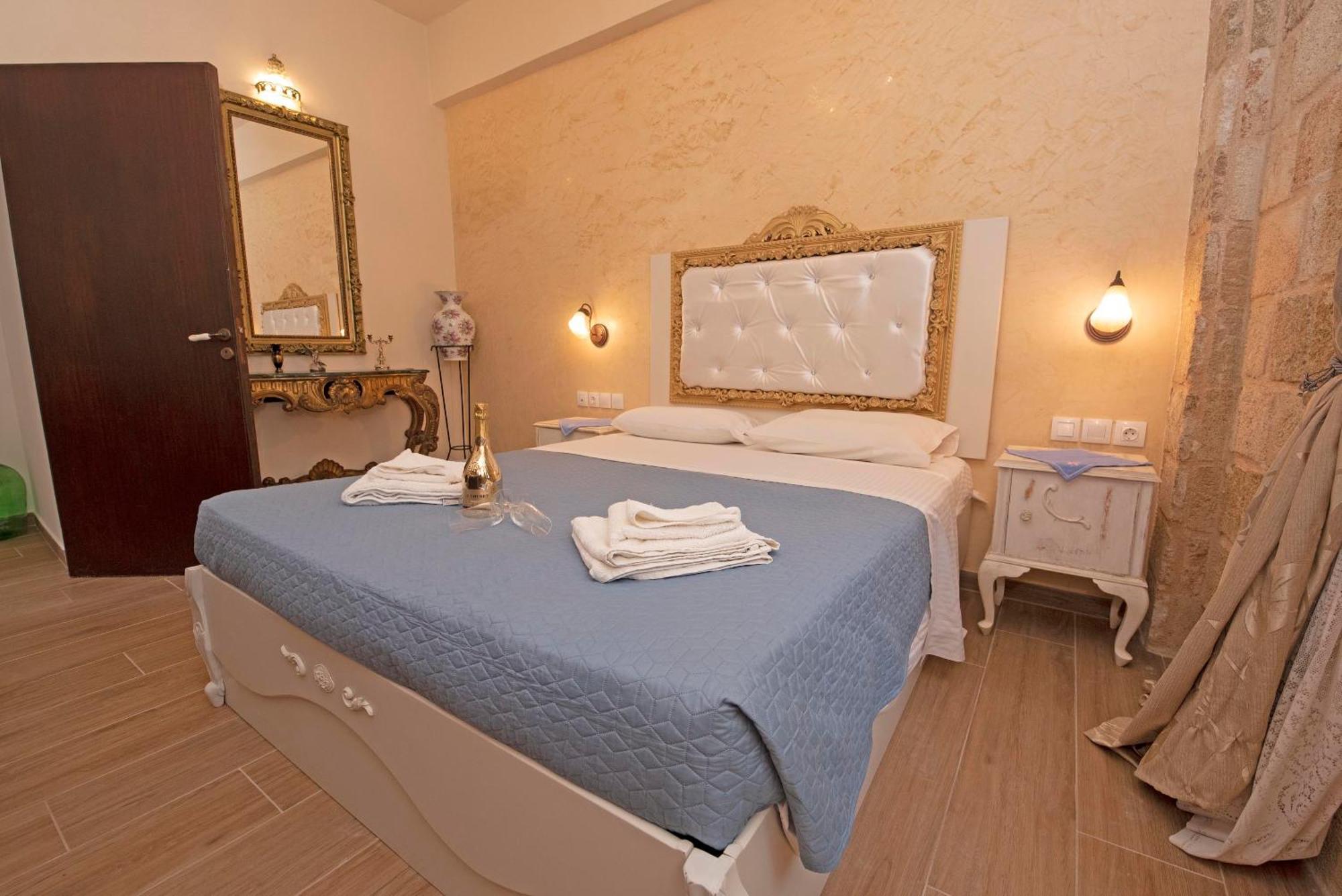 Arionos Rooms - Old Town Rhodes City ภายนอก รูปภาพ